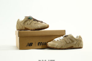 Miu Miu - Sneakers basses - Beige sable