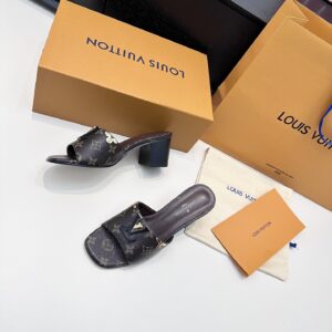 Louis Vuitton - Mules plates - Monogramme marron