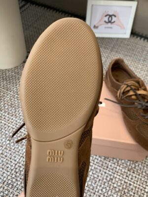 Miu Miu - Chaussures à lacets - Marron suédé