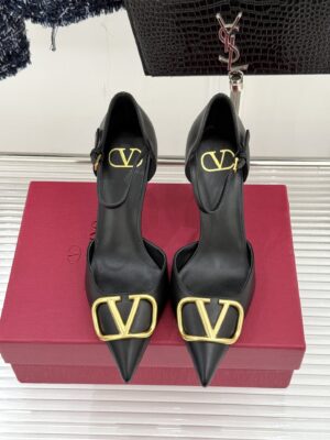 Valentino - Escarpins à talon - Noir logo V