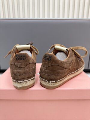 Miu Miu - Chaussures à lacets - Marron daim