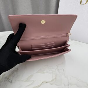 Dior - Sac à main - Rose poudré matelassé poignée rigide